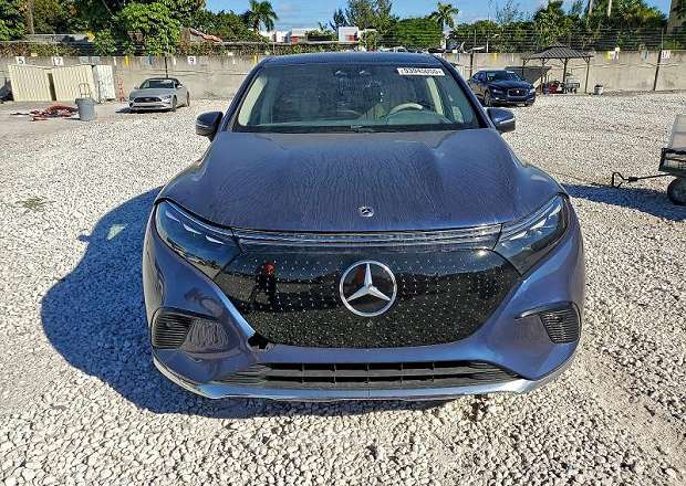 Mercedes-Benz EQS SUV