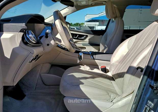 Mercedes-Benz EQS SUV