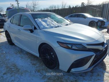 Toyota Camry  2022 