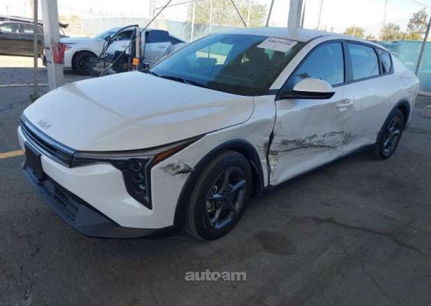 Kia K4