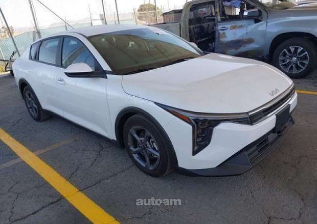 Kia K4