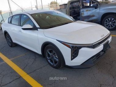 Kia K4  2025 