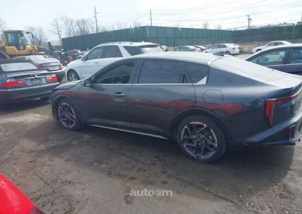 Kia K4