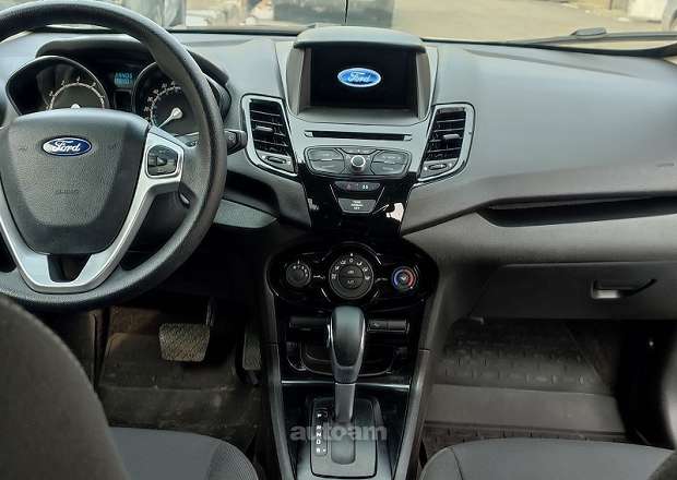 Ford Fiesta 2019 — լուսանկար 6