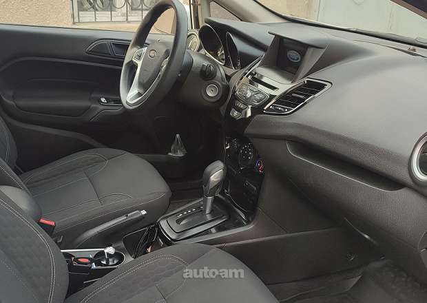 Ford Fiesta 2019 — լուսանկար 4