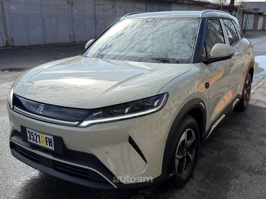 BYD Yuan Up Intelligent Driving Transcendenc 2025 — миниатюра 2