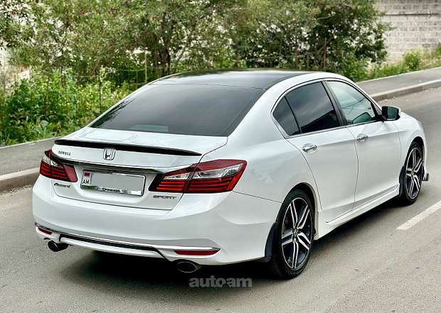 Honda Accord 2016 — photo 2
