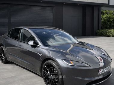 Tesla Model 3  2025 