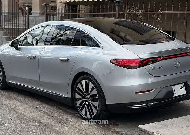 Mercedes-Benz EQE