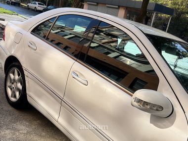 Mercedes-Benz 240  2001 