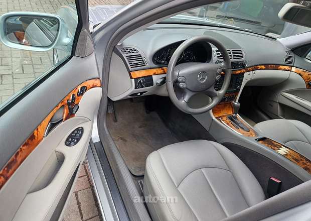 Mercedes-Benz E 350 2008 — լուսանկար 9