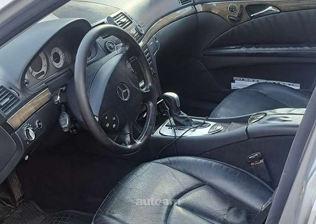 Mercedes-Benz E 500