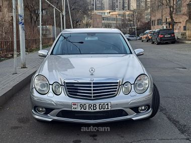 Mercedes-Benz E 500  2004 