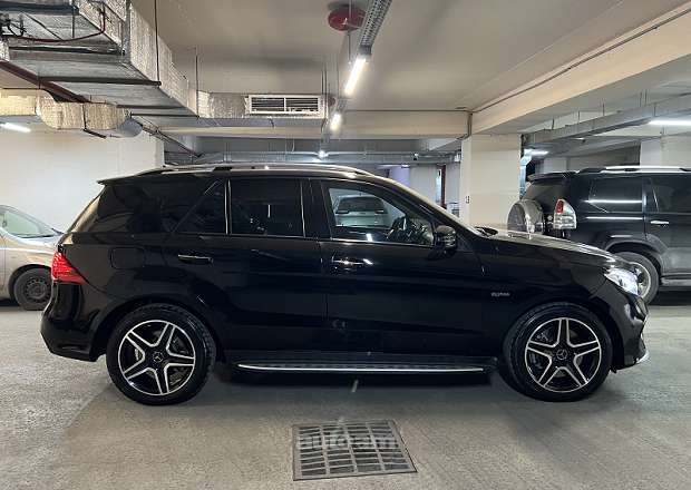 Mercedes-Benz GLE 43 AMG 2018 — լուսանկար 3