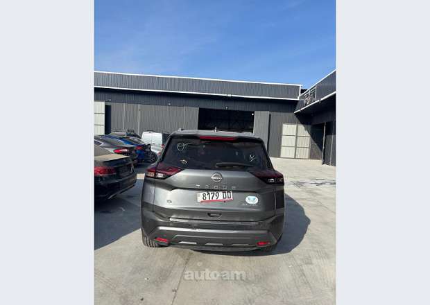 Nissan Rogue