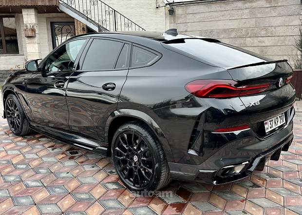 BMW X6