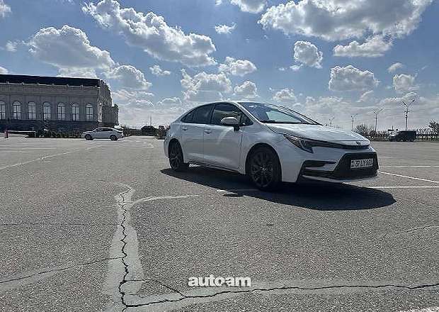 Toyota Corolla 2024 — photo 9
