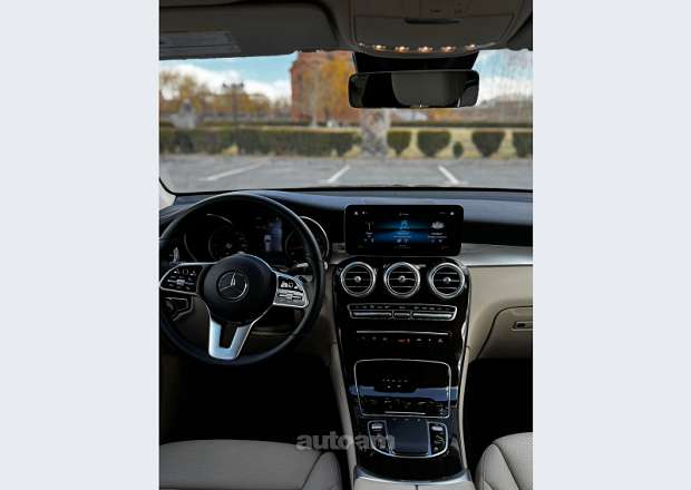 Mercedes-Benz GLC 300