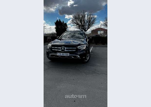 Mercedes-Benz GLC 300