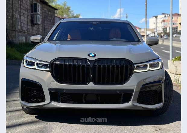BMW 750