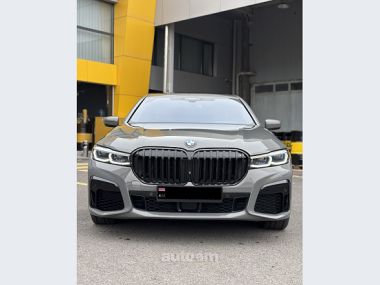 BMW 750  2020 