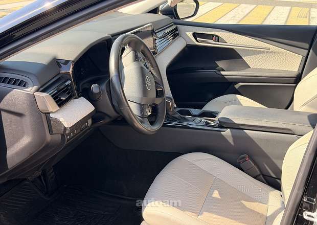 Toyota Camry 2025 — photo 5