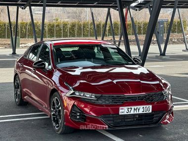 Kia K5  2022 