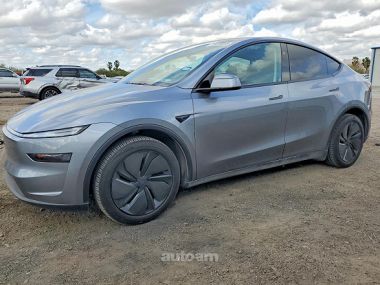 Tesla Model Y  2025 