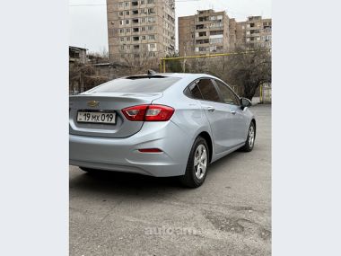 Chevrolet Cruze  2018 
