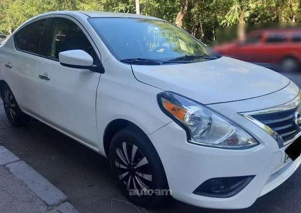Nissan Versa 2017 — լուսանկար 3