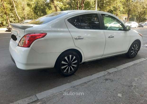 Nissan Versa 2017 — լուսանկար 4