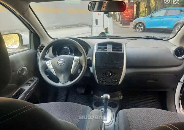 Nissan Versa 2017 — լուսանկար 7