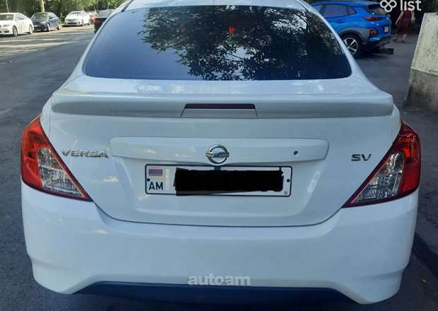 Nissan Versa 2017 — լուսանկար 5