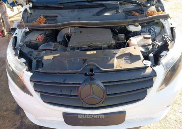 Mercedes-Benz Metris