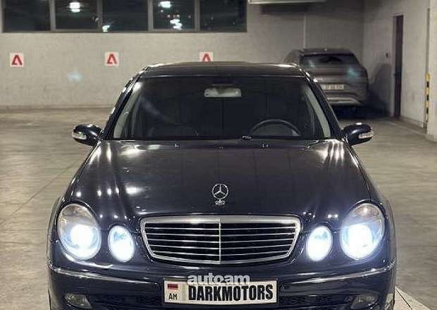Mercedes-Benz E 320