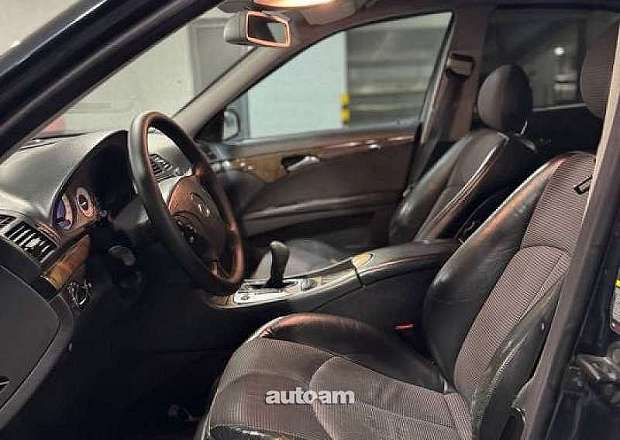 Mercedes-Benz E 320