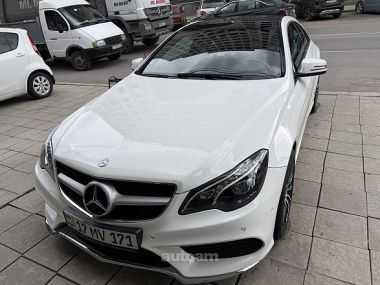 Mercedes-Benz E 200  2014 