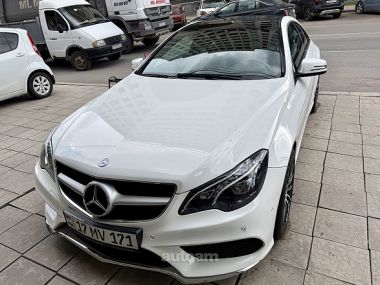Mercedes-Benz E 200  2014 
