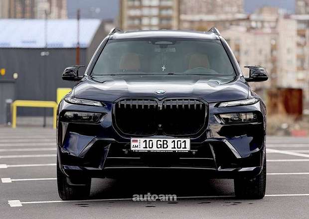 BMW X7