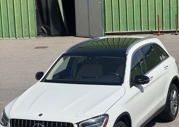 Mercedes-Benz GLC 300
