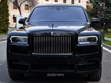 Rolls Royce Cullinan  2020 