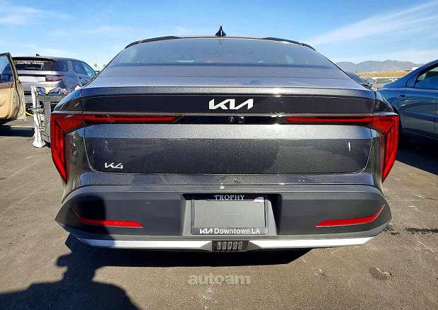 Kia K4