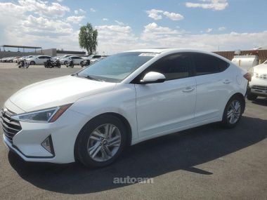 Hyundai Elantra  2020 