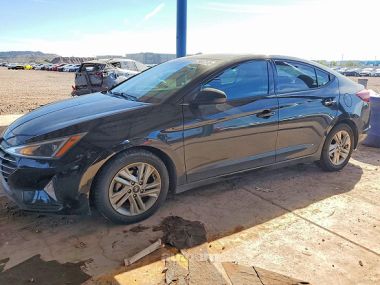 Hyundai Elantra  2020 