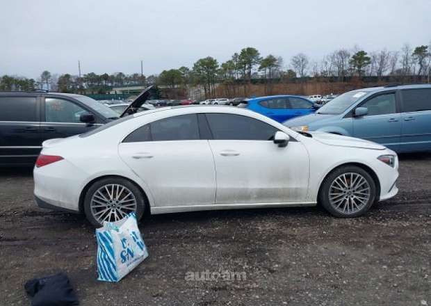 Mercedes-Benz CLA 250