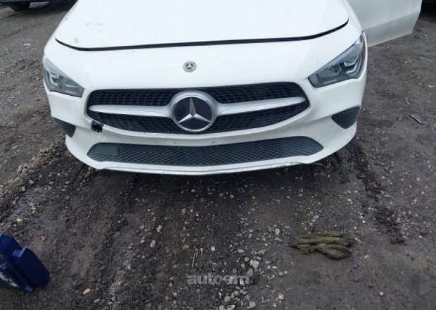 Mercedes-Benz CLA 250