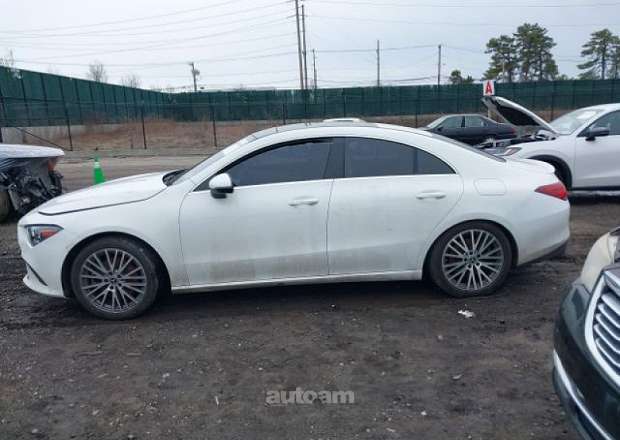 Mercedes-Benz CLA 250