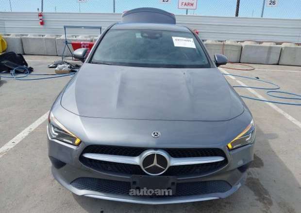 Mercedes-Benz CLA 250