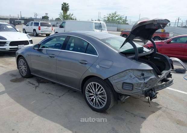 Mercedes-Benz CLA 250