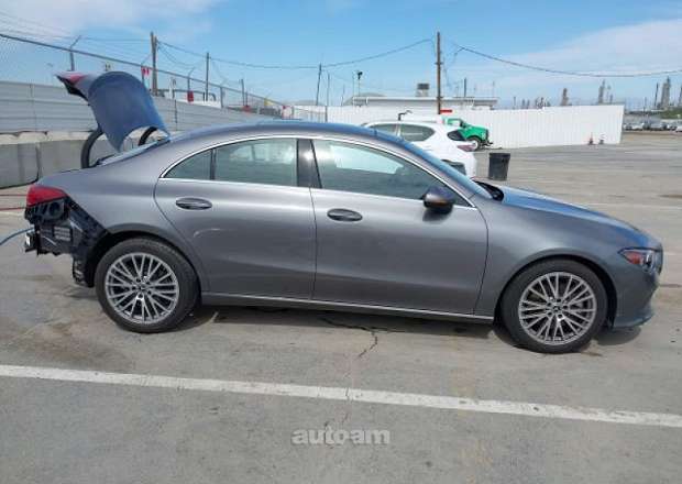 Mercedes-Benz CLA 250